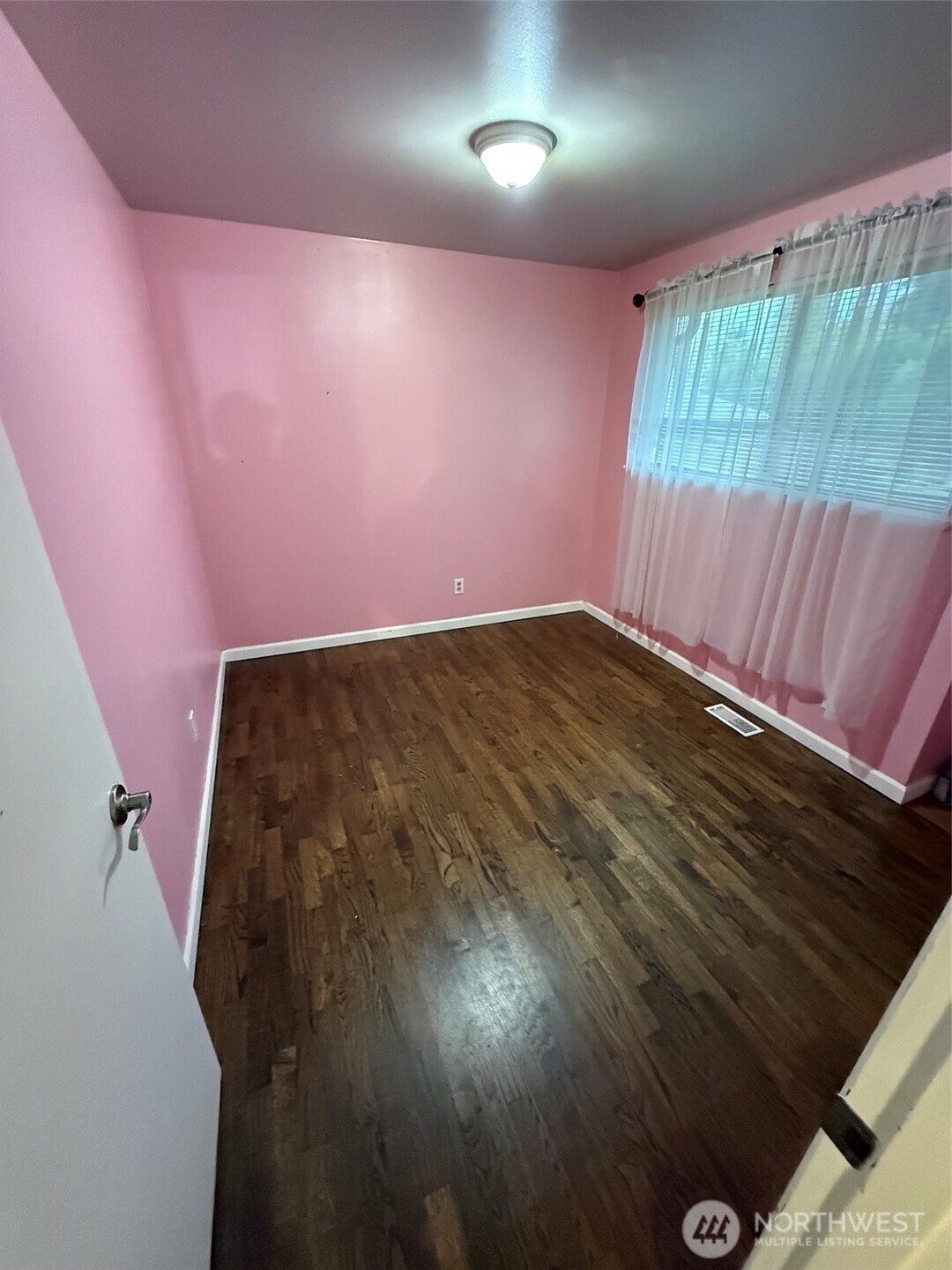 2412 SW 331st Street Federal Way WA 98023