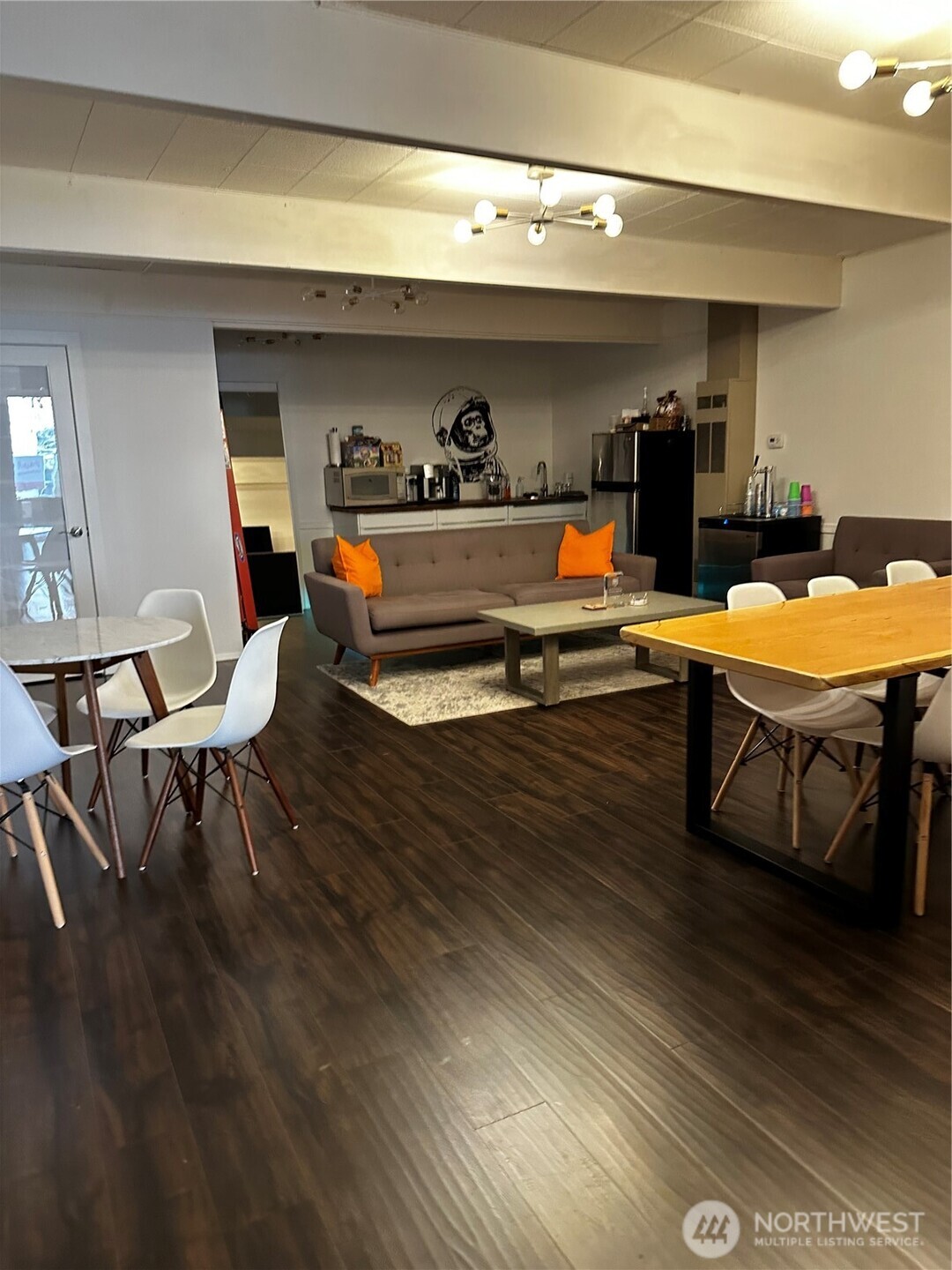 447 SW 152nd Street Burien WA 98166