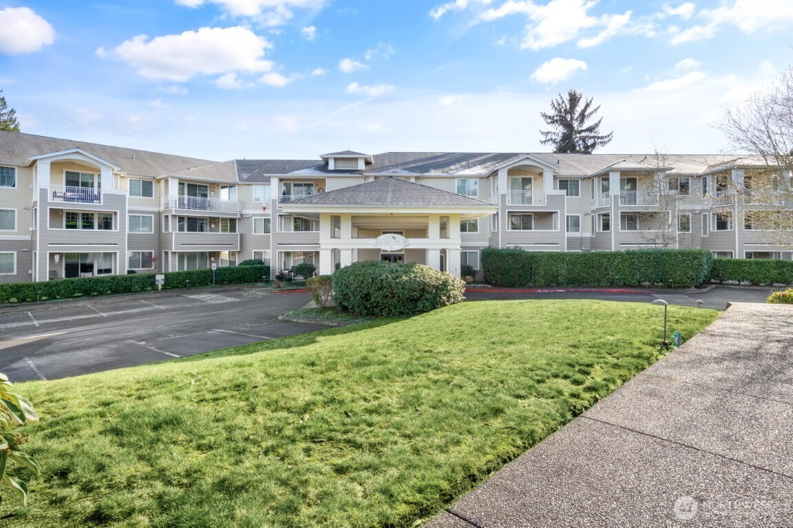 2244 132nd Avenue SE Bellevue WA 98005
