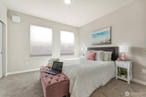 22275 Dauntless Drive NW Poulsbo WA 98370