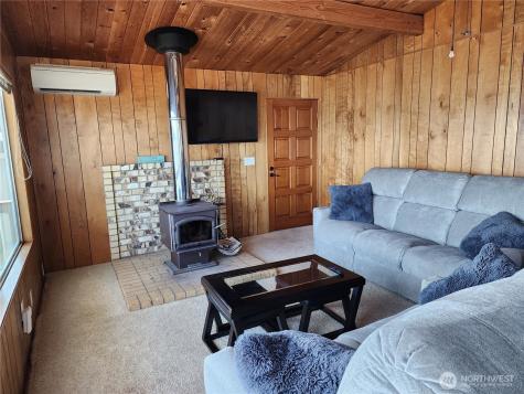 3202 Shoreline Drive Camano Island WA 98282