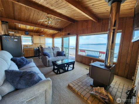 3202 Shoreline Drive Camano Island WA 98282