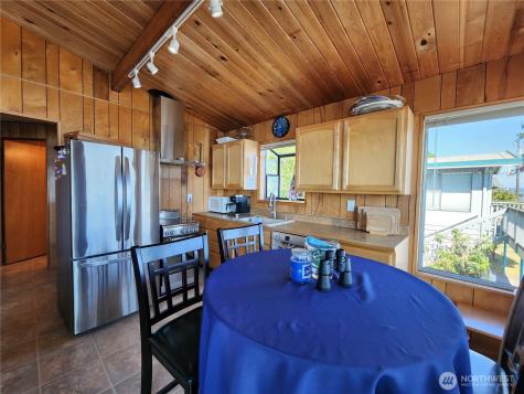 3202 Shoreline Drive Camano Island WA 98282