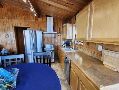 3202 Shoreline Drive Camano Island WA 98282