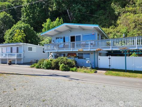 3202 Shoreline Drive Camano Island WA 98282