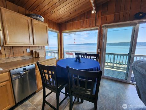 3202 Shoreline Drive Camano Island WA 98282