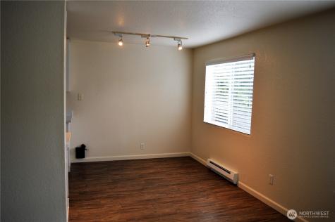 9724 6th Avenue NW Seattle WA 98117