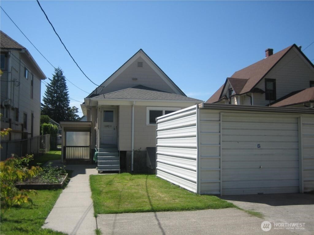 2219 Rockefeller Avenue Everett WA 98201