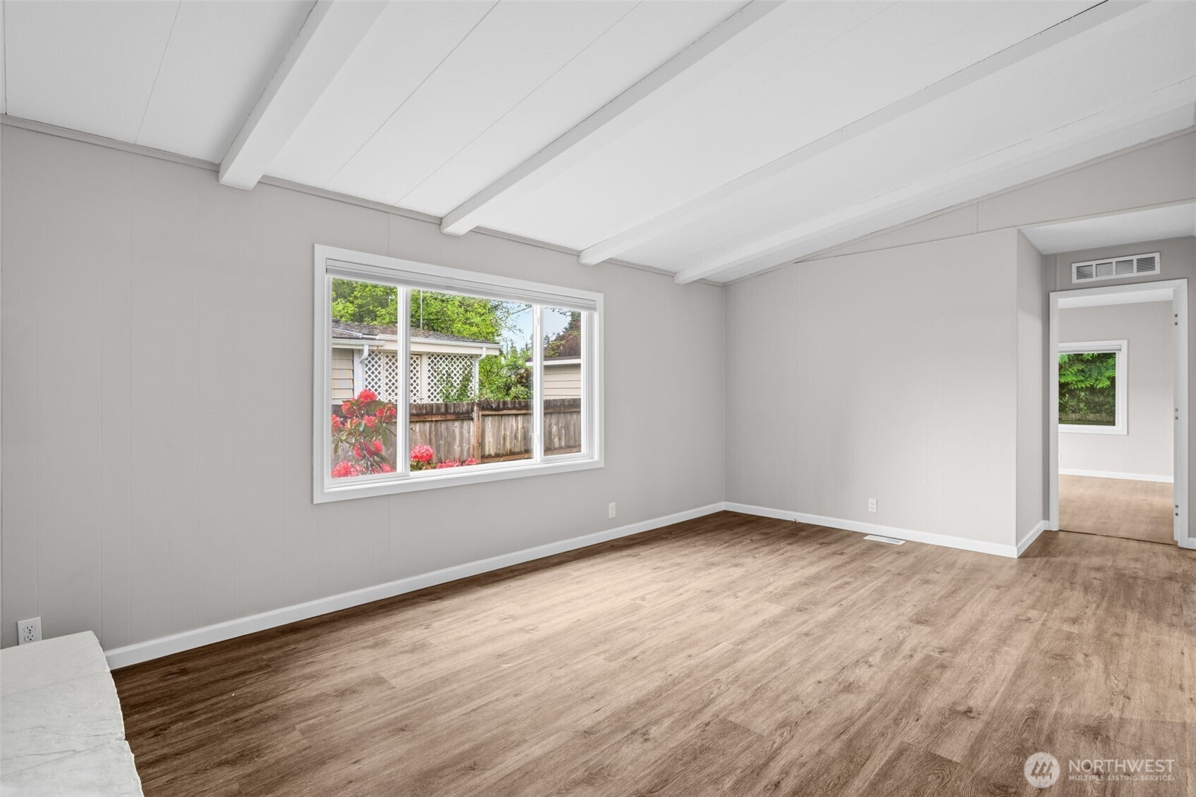 19604 129th Avenue NE Bothell WA 98011