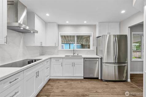 19604 129th Avenue NE Bothell WA 98011