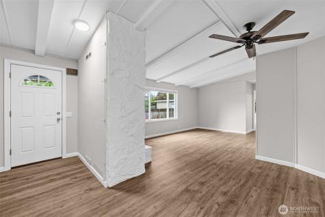 19604 129th Avenue NE Bothell WA 98011