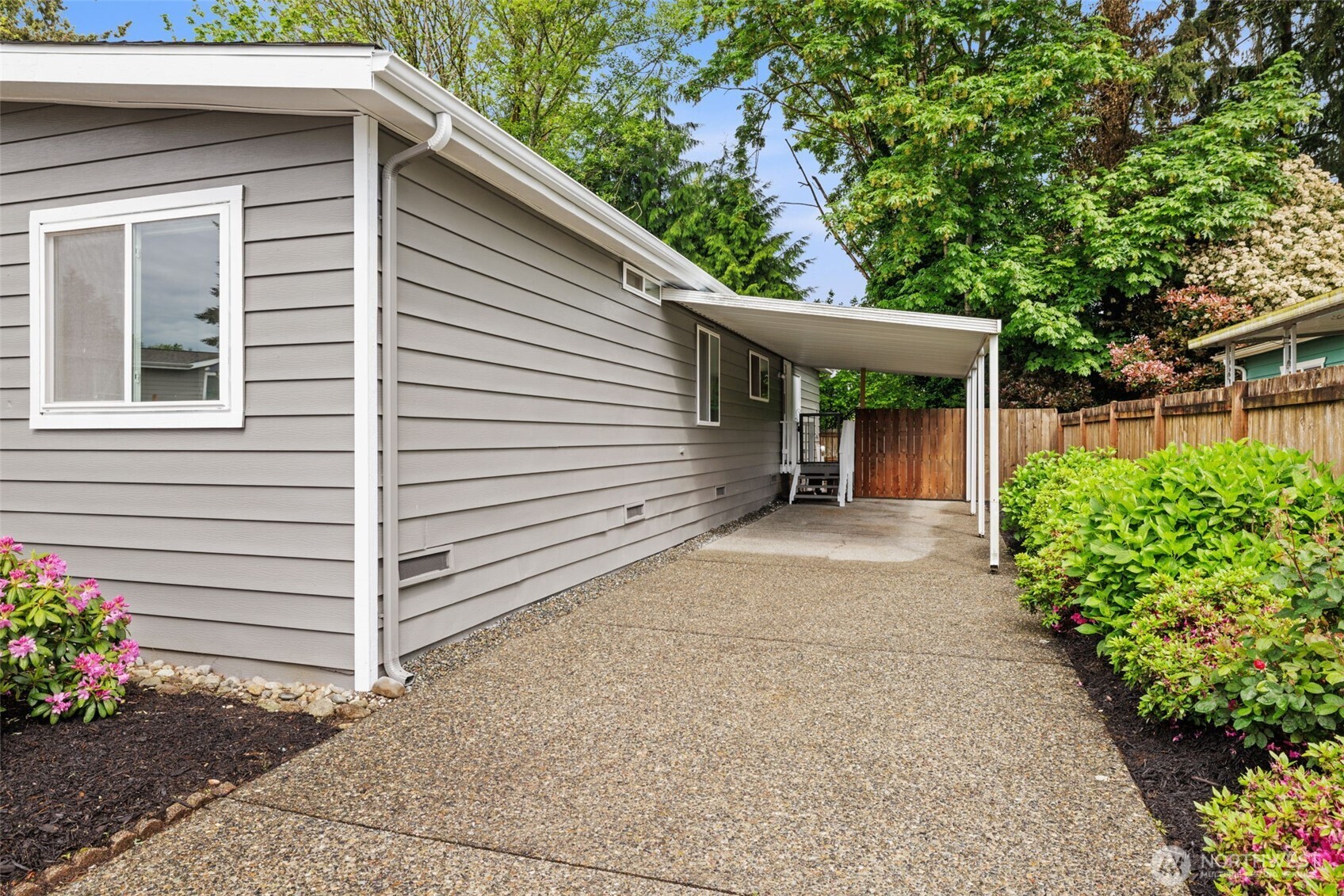 19604 129th Avenue NE Bothell WA 98011