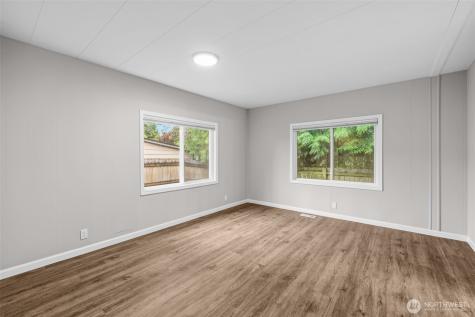 19604 129th Avenue NE Bothell WA 98011