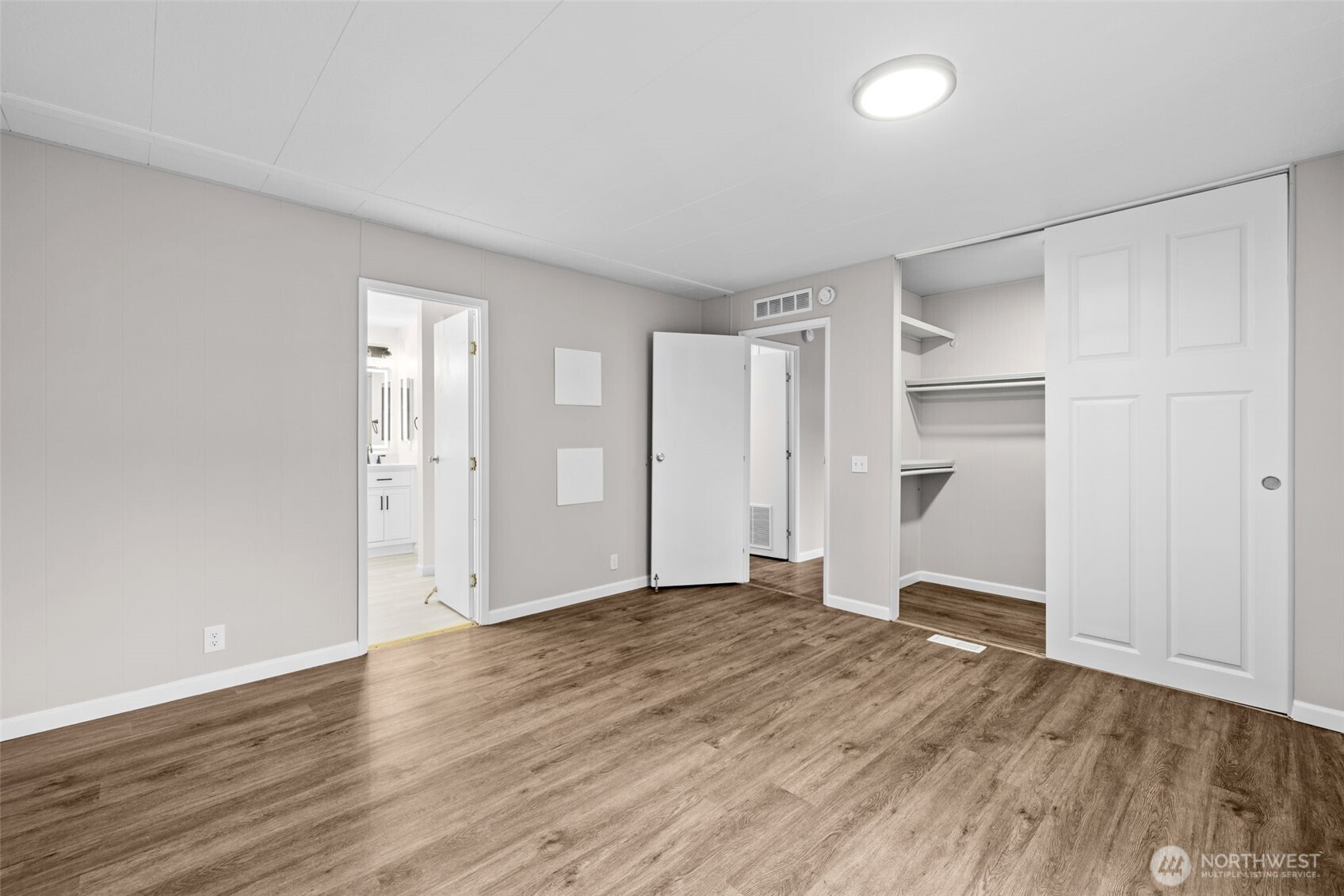 19604 129th Avenue NE Bothell WA 98011