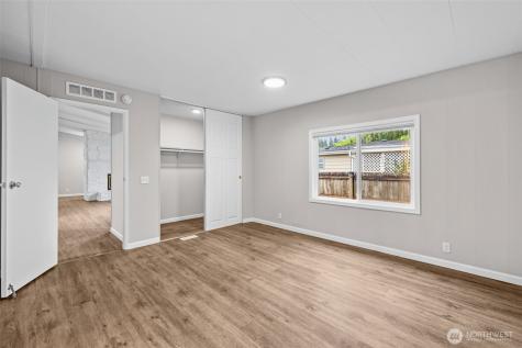 19604 129th Avenue NE Bothell WA 98011