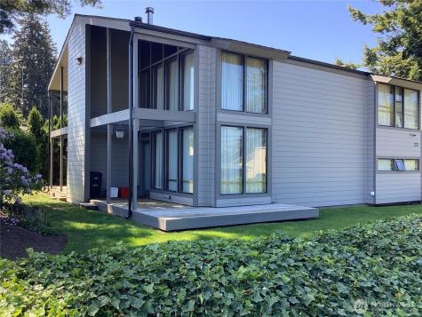 1304 63rd Street SE Everett WA 98203