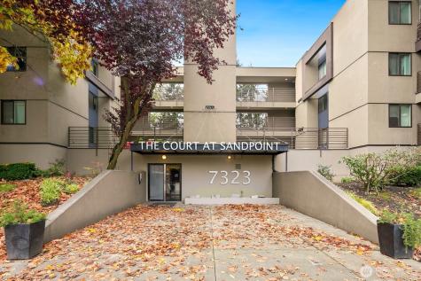 7323 Sandpoint Way NE Seattle WA 98115