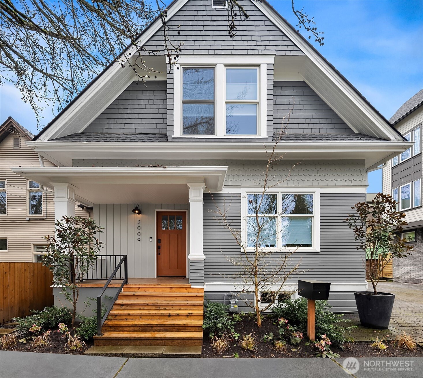 2009 E John Street Seattle WA 98112