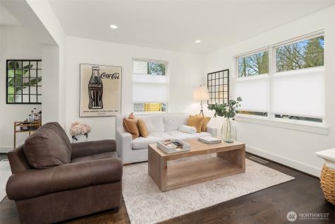 2009 E John Street Seattle WA 98112