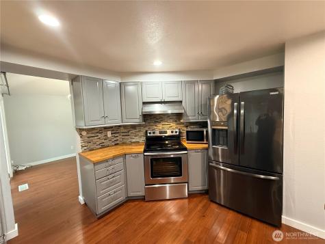 27840 25th Drive S Federal Way WA 98003