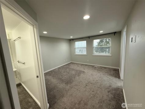27840 25th Drive S Federal Way WA 98003