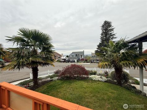 27840 25th Drive S Federal Way WA 98003