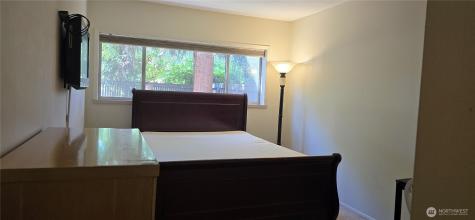 2500 81st Avenue SE Mercer Island WA 98040