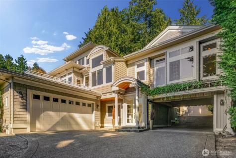 13130 Holmes Point Drive NE Kirkland WA 98034