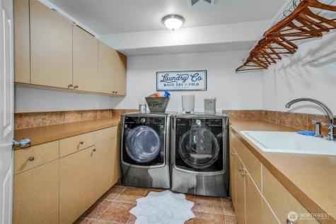 13130 Holmes Point Drive NE Kirkland WA 98034