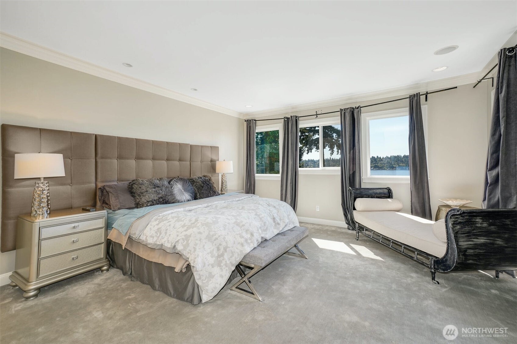 13130 Holmes Point Drive NE Kirkland WA 98034
