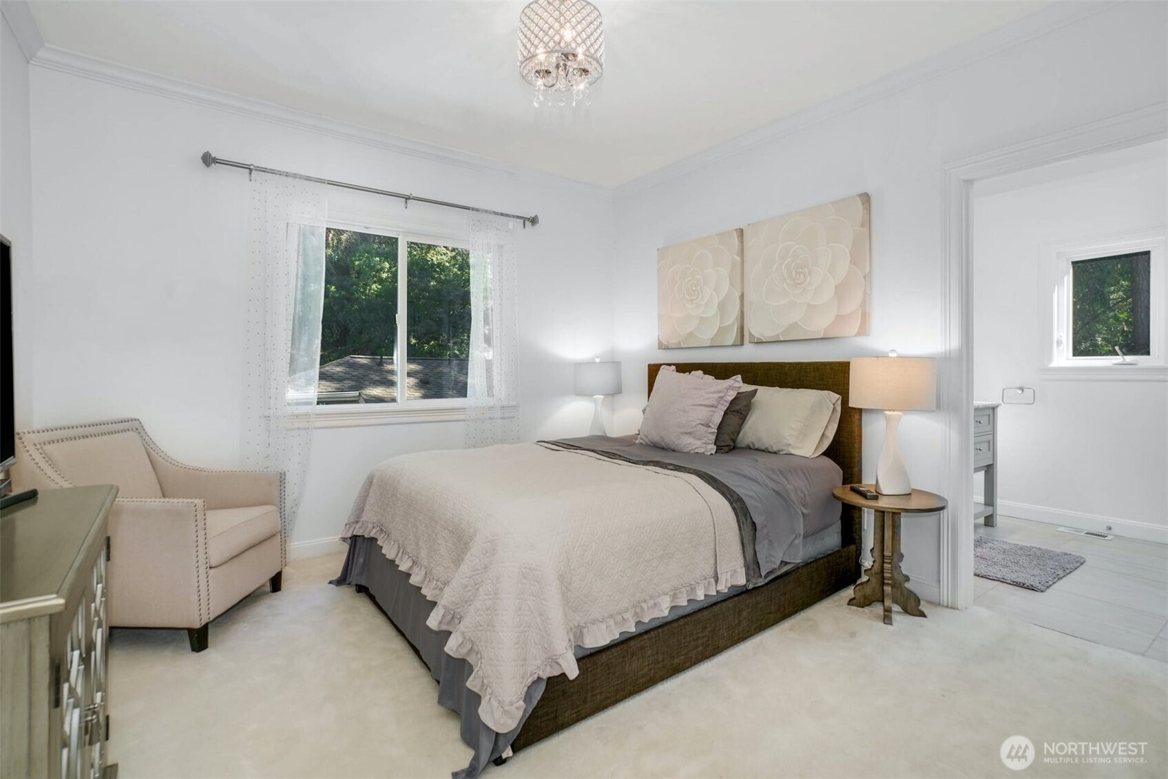 13130 Holmes Point Drive NE Kirkland WA 98034