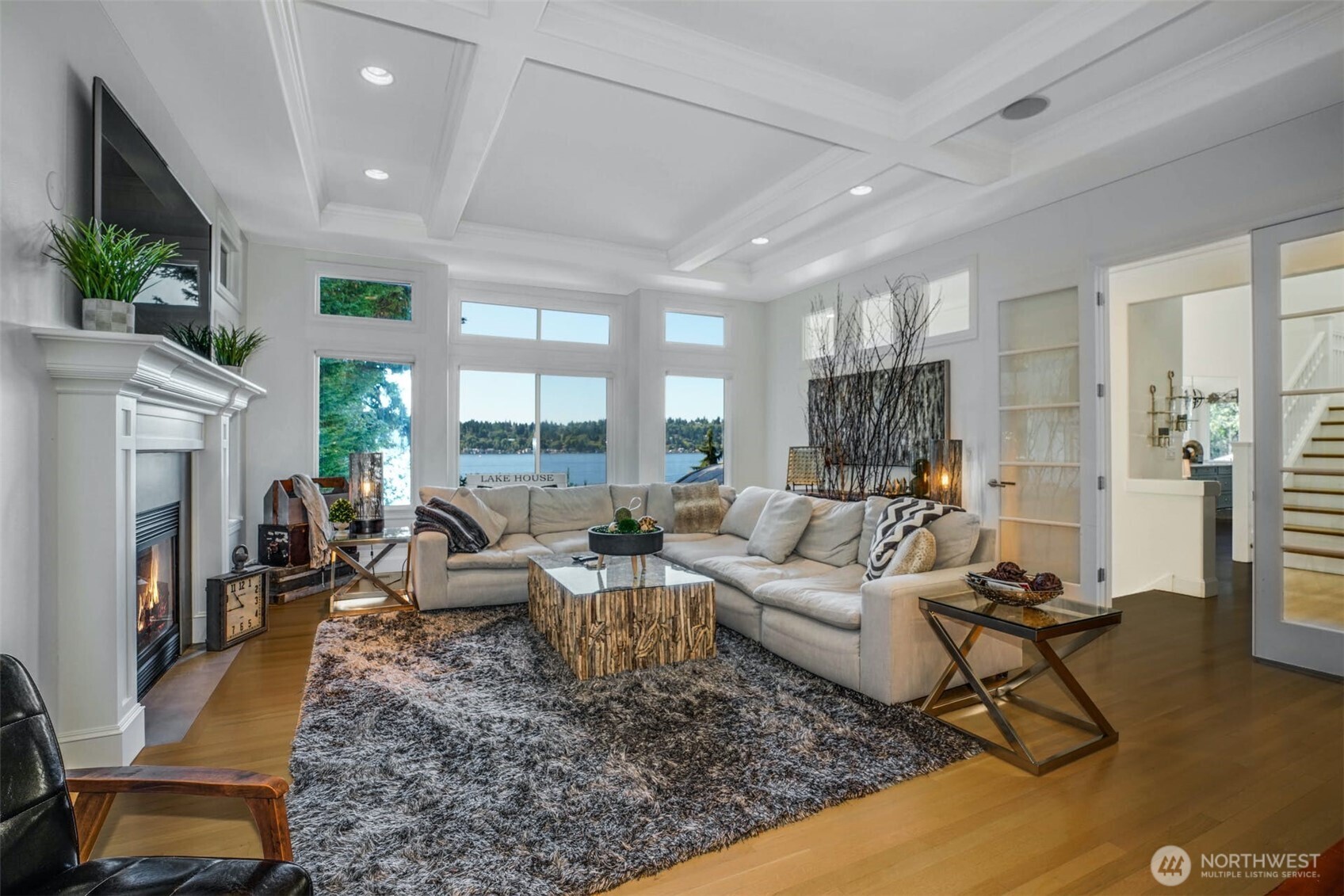 13130 Holmes Point Drive NE Kirkland WA 98034