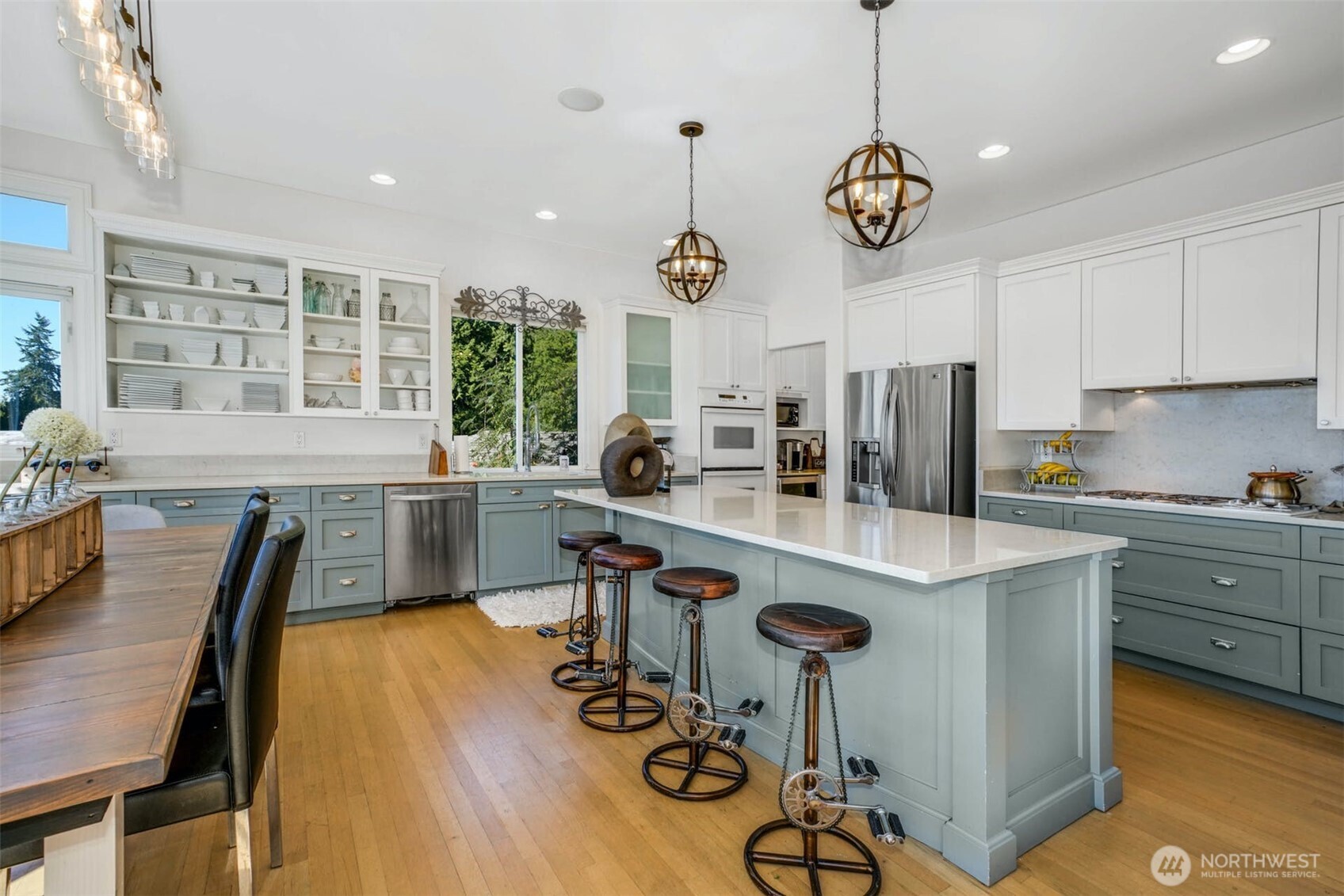 13130 Holmes Point Drive NE Kirkland WA 98034
