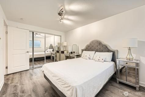 701 122nd Avenue NE Bellevue WA 98005