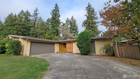 820 172nd Avenue NE Bellevue WA 98008