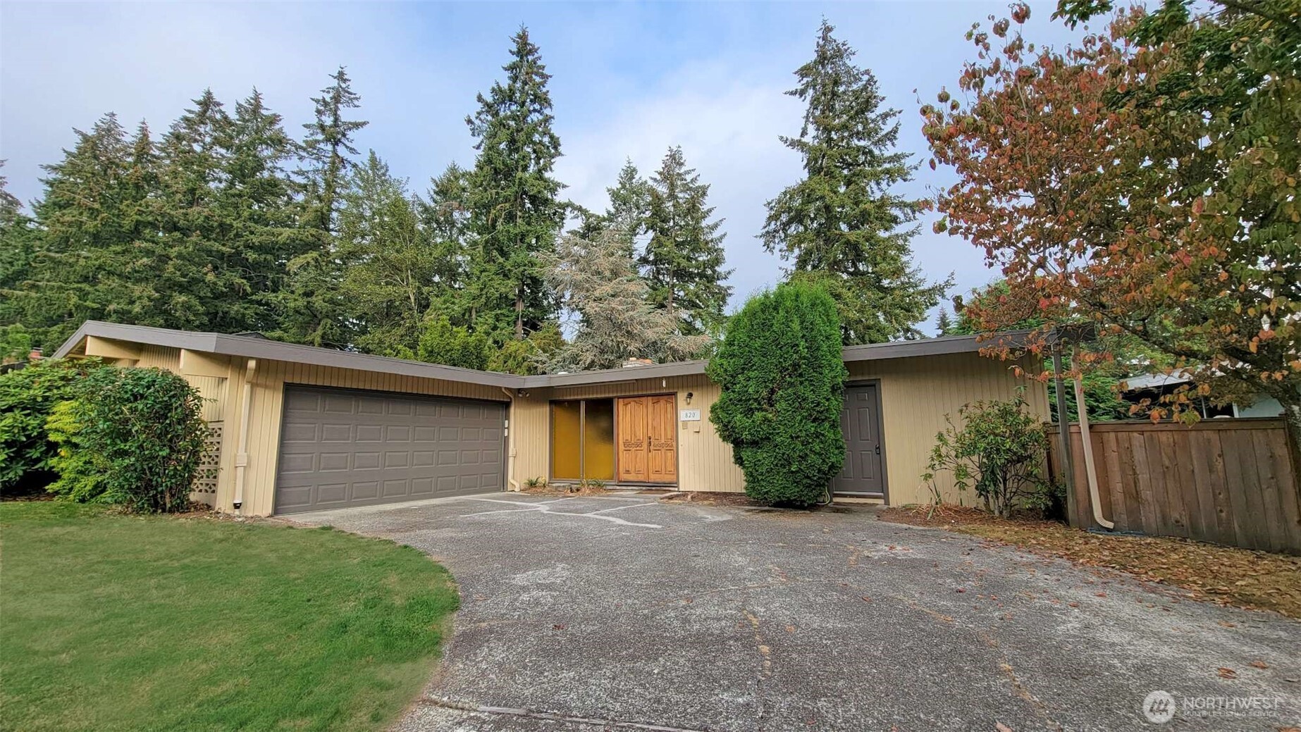820 172nd Avenue NE Bellevue WA 98008