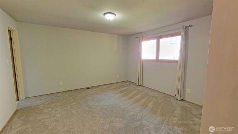 820 172nd Avenue NE Bellevue WA 98008