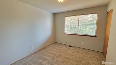 820 172nd Avenue NE Bellevue WA 98008