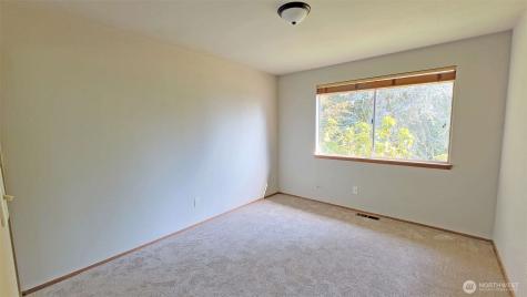 820 172nd Avenue NE Bellevue WA 98008