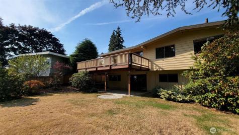 820 172nd Avenue NE Bellevue WA 98008