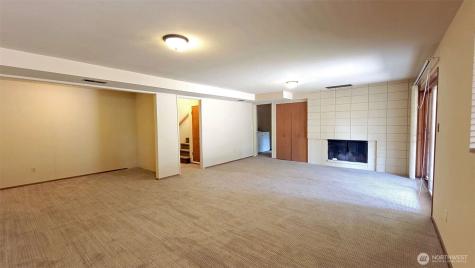 820 172nd Avenue NE Bellevue WA 98008