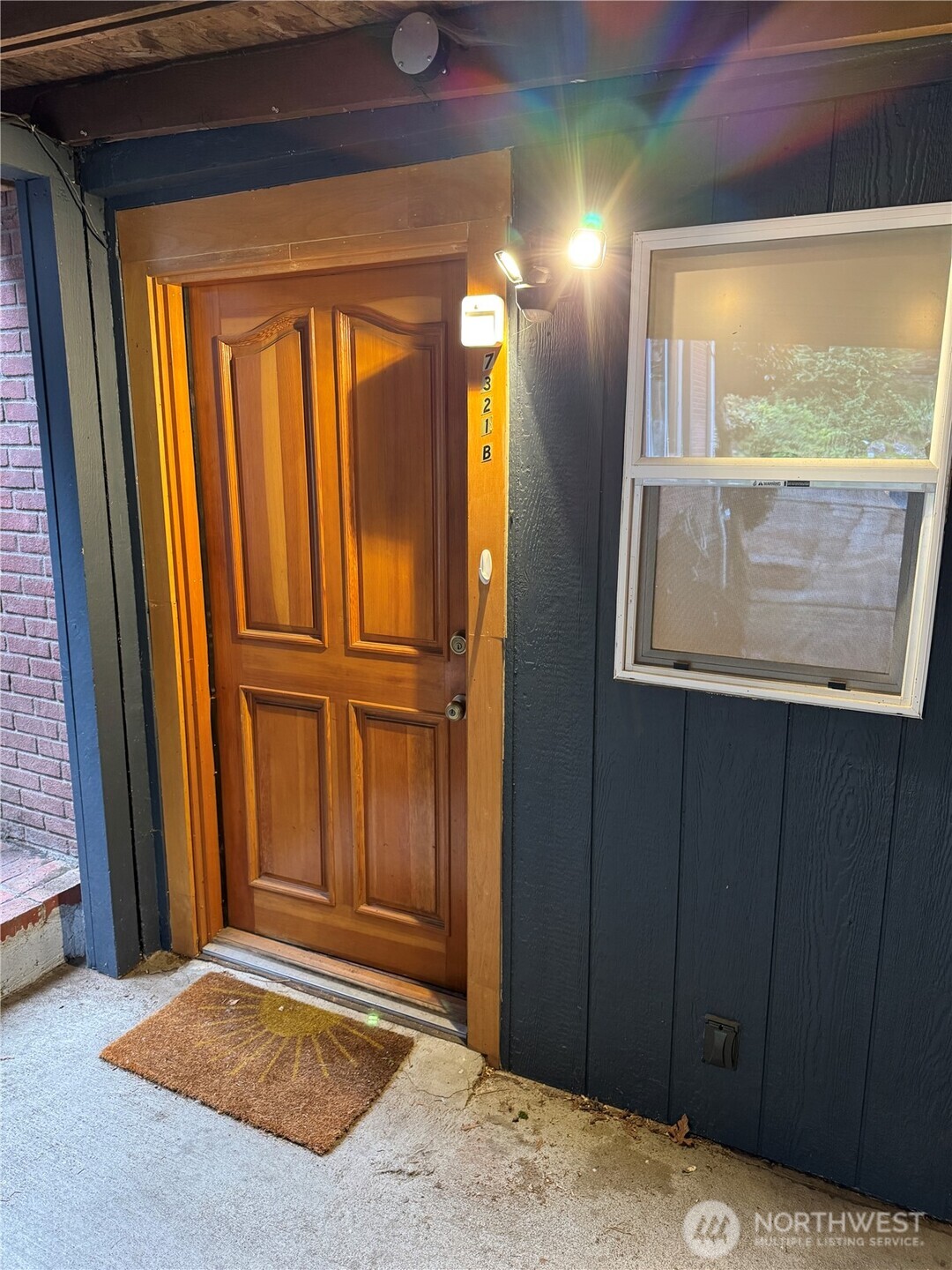 7321 Glenridge Way SW Seattle WA 98136