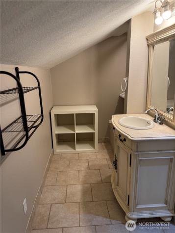 7321 Glenridge Way SW Seattle WA 98136