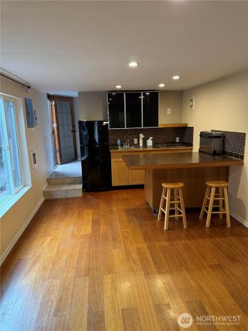 7321 Glenridge Way SW Seattle WA 98136