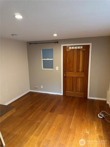 7321 Glenridge Way SW Seattle WA 98136