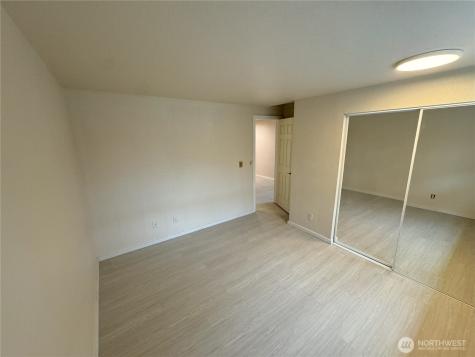 929 N 105th Street Seattle WA 98133