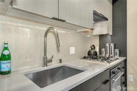 590 1st Avenue S Seattle WA 98104