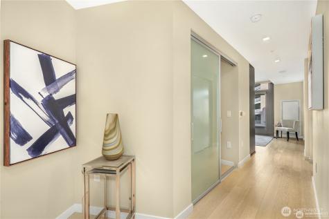 590 1st Avenue S Seattle WA 98104