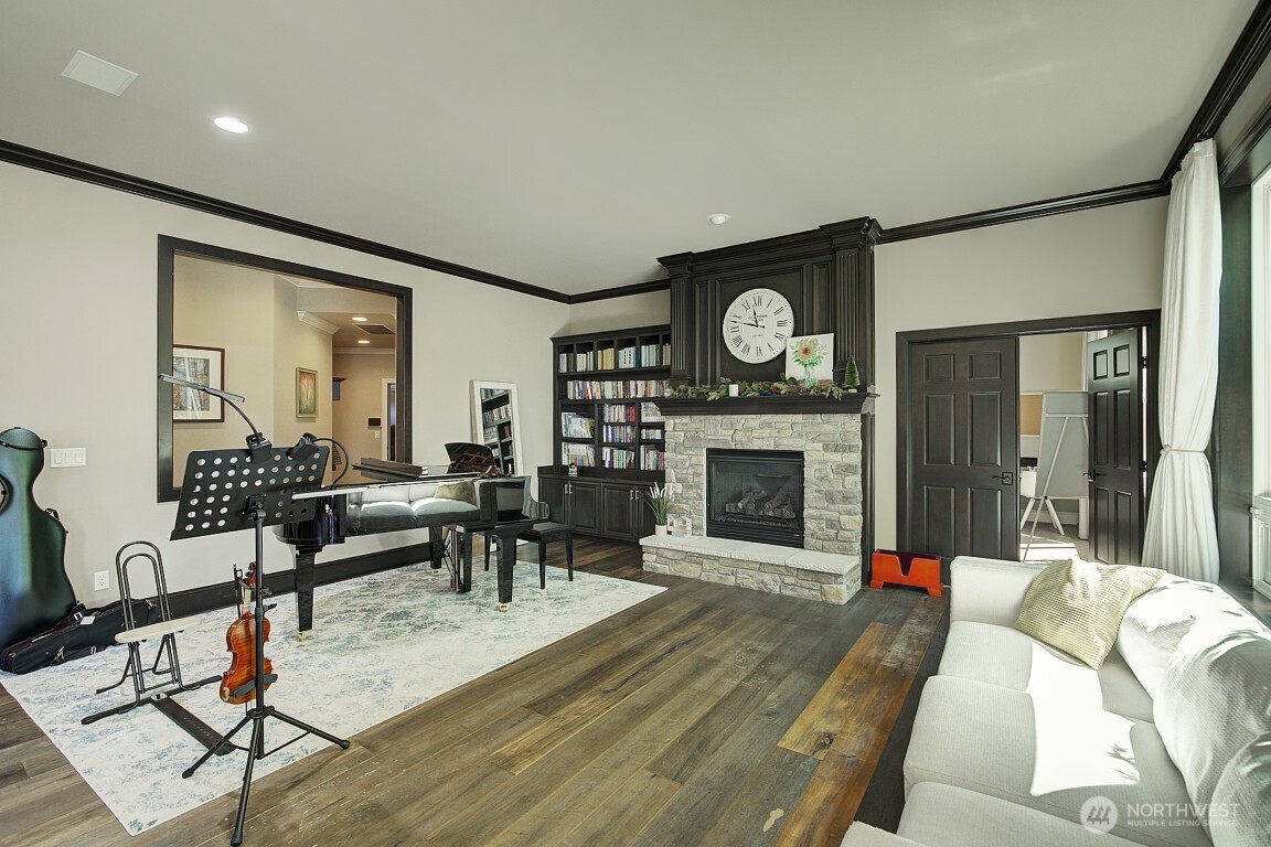 950 211th Place SE Sammamish WA 98075