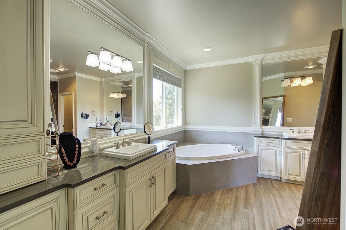 950 211th Place SE Sammamish WA 98075
